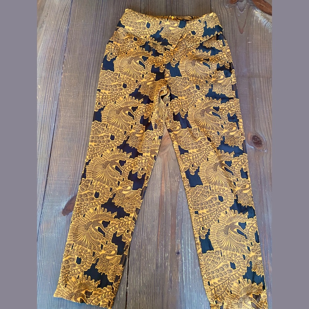 NWOT House of Harlow dress pant